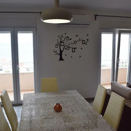 Apartman Dani-podstrana Апартаменты Подстрана