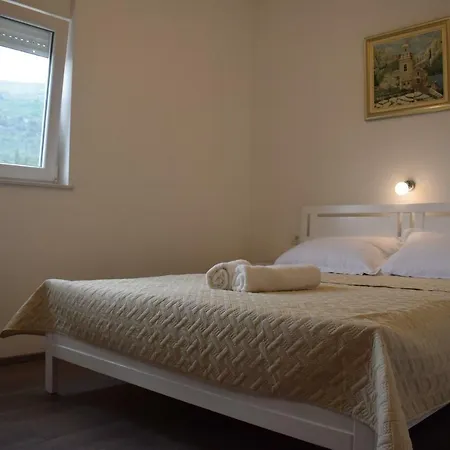 Apartman Dani-podstrana * Подстрана