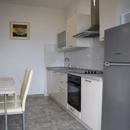 Apartman Dani-podstrana Апартаменты Подстрана