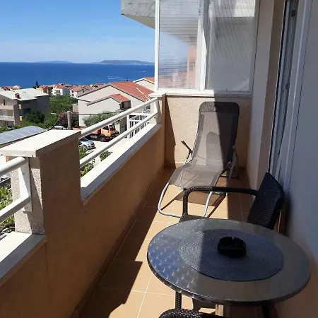 Apartman Dani-podstrana